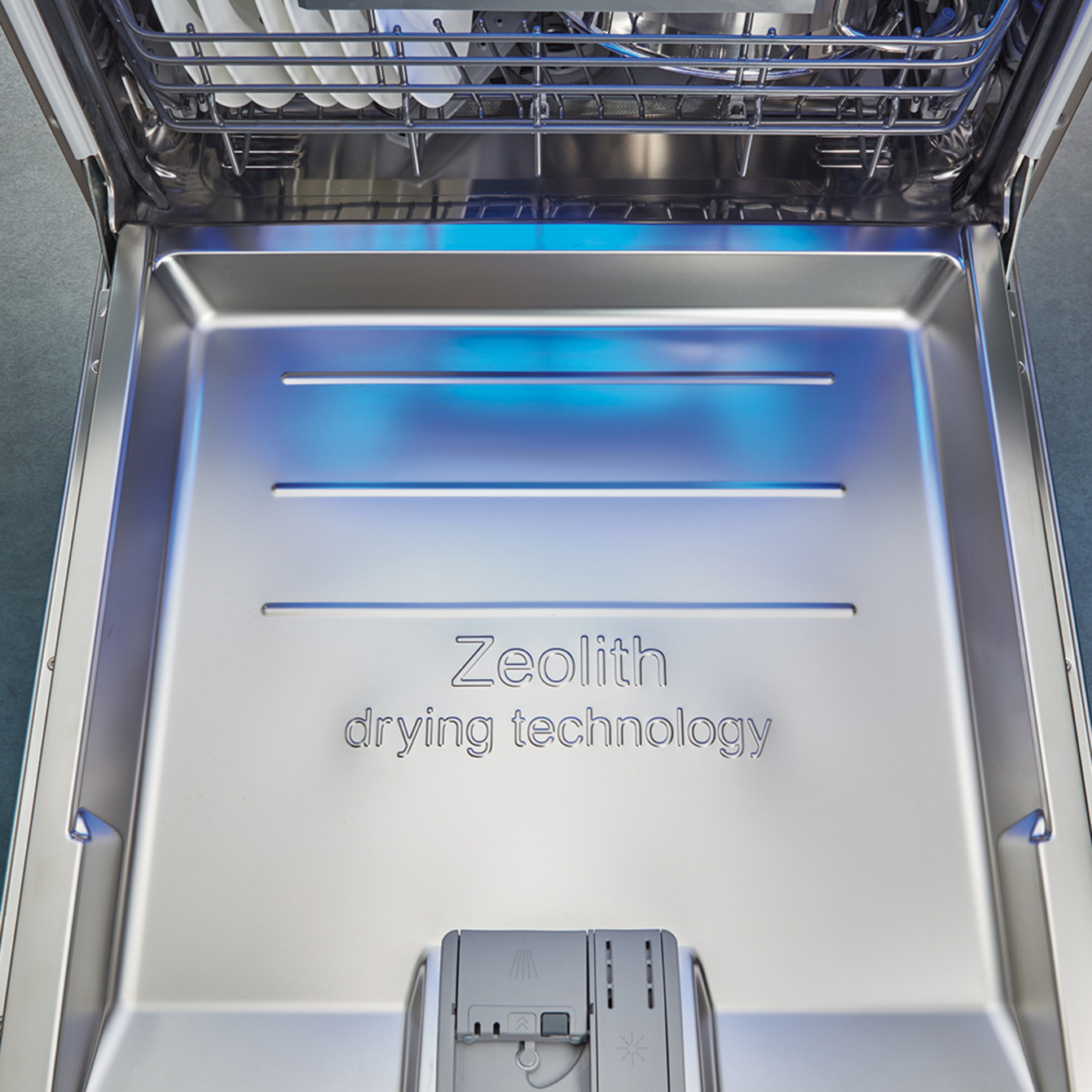 Zeolith Trocknen – Für glänzende Spülergebnisse bei Mäckle Elektrotechnik GmbH & Co.KG in Blaustein, Württ